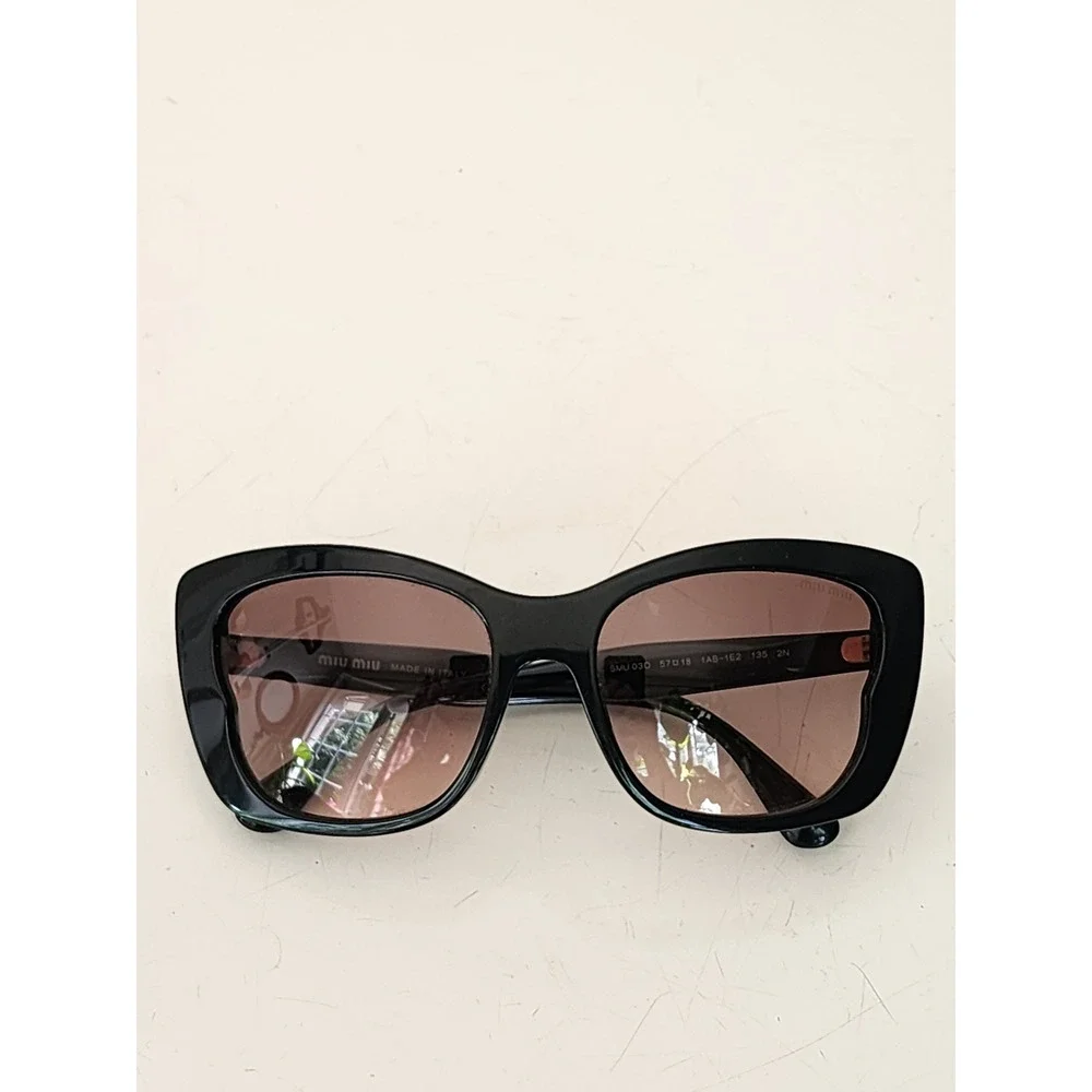Miu Miu Flawed SMU 03O‎ Black Butterfly Sunglasses Gradient Brown Lens